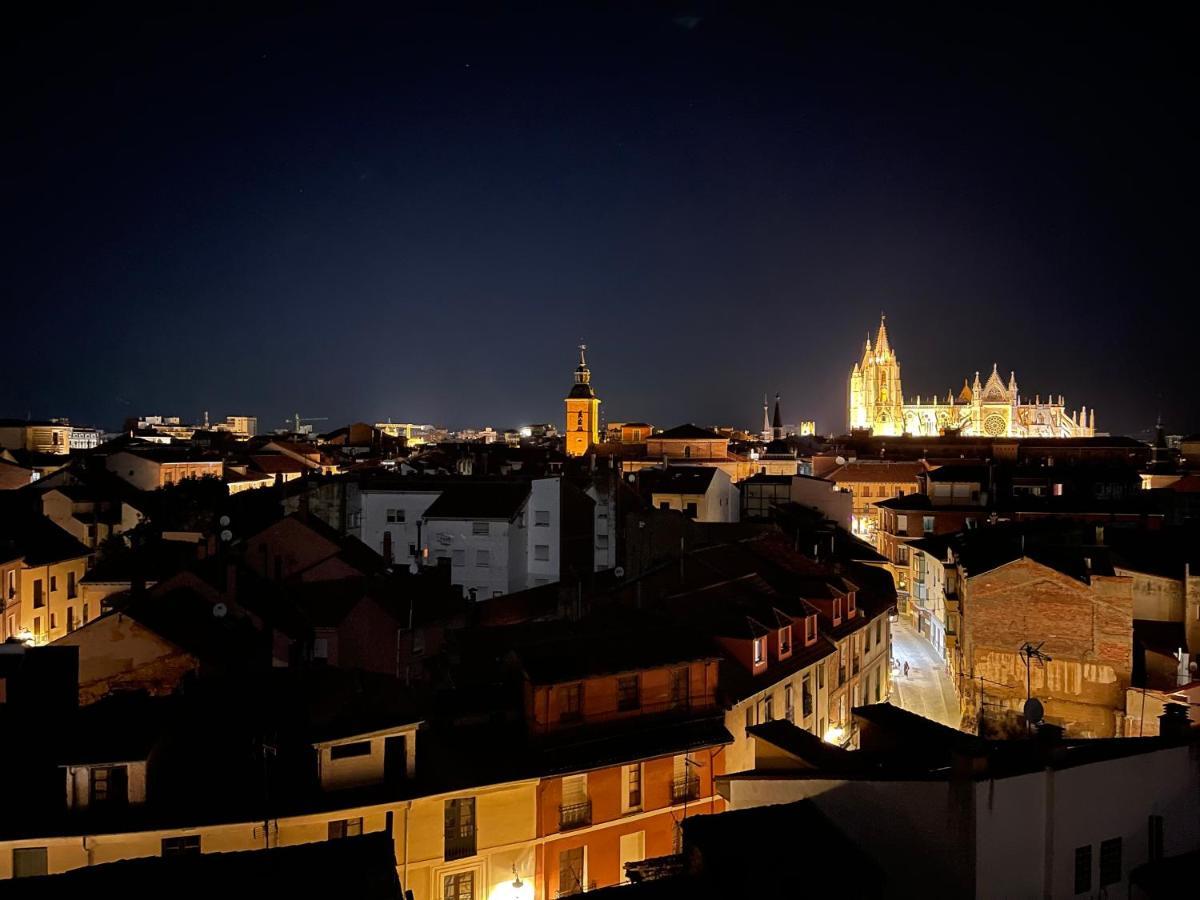 The View - Apartamento Reformado Con Vistas A La Catedral - Leonapartamentos Bagian luar foto
